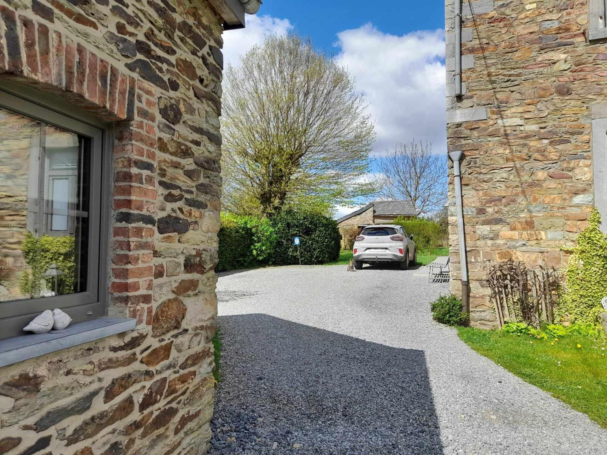 Le Cerf Volant Villa Libin Luaran gambar